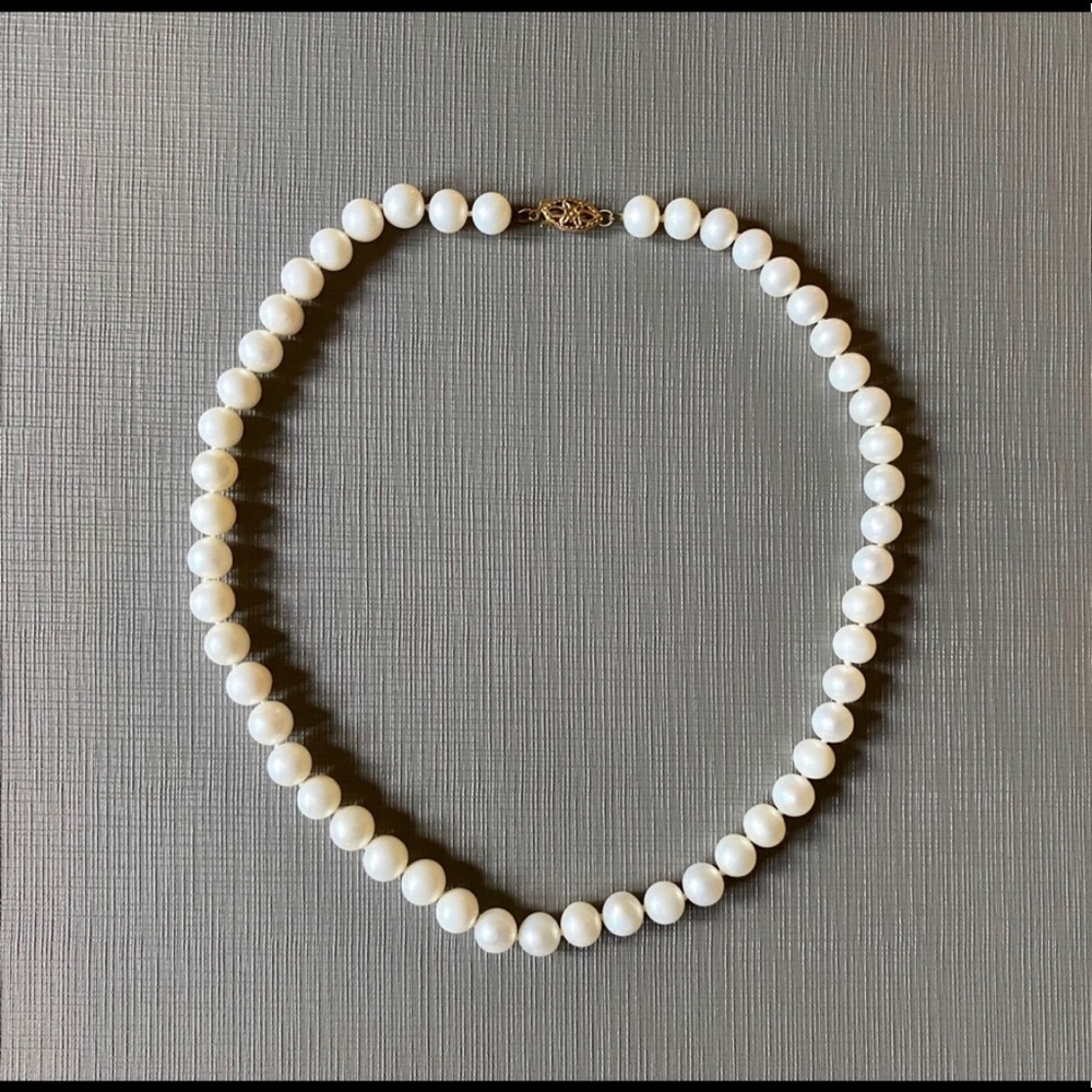 COPY - Priced to sell! White Freshwater High Quality Pearl Necklace